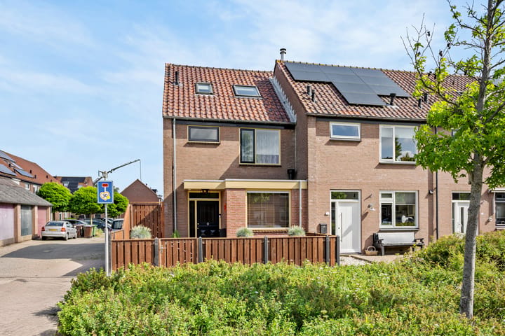 Hoekwoning te koop: Croesinck 9, Benthuizen