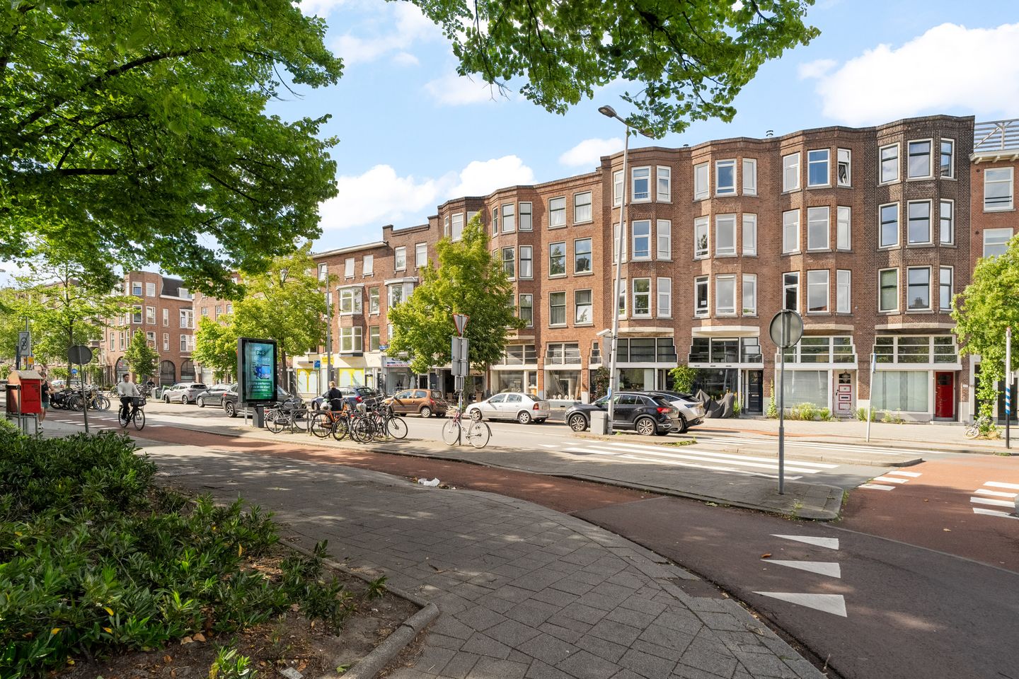 Photo 34 of Burgemeester Meineszplein 25-A