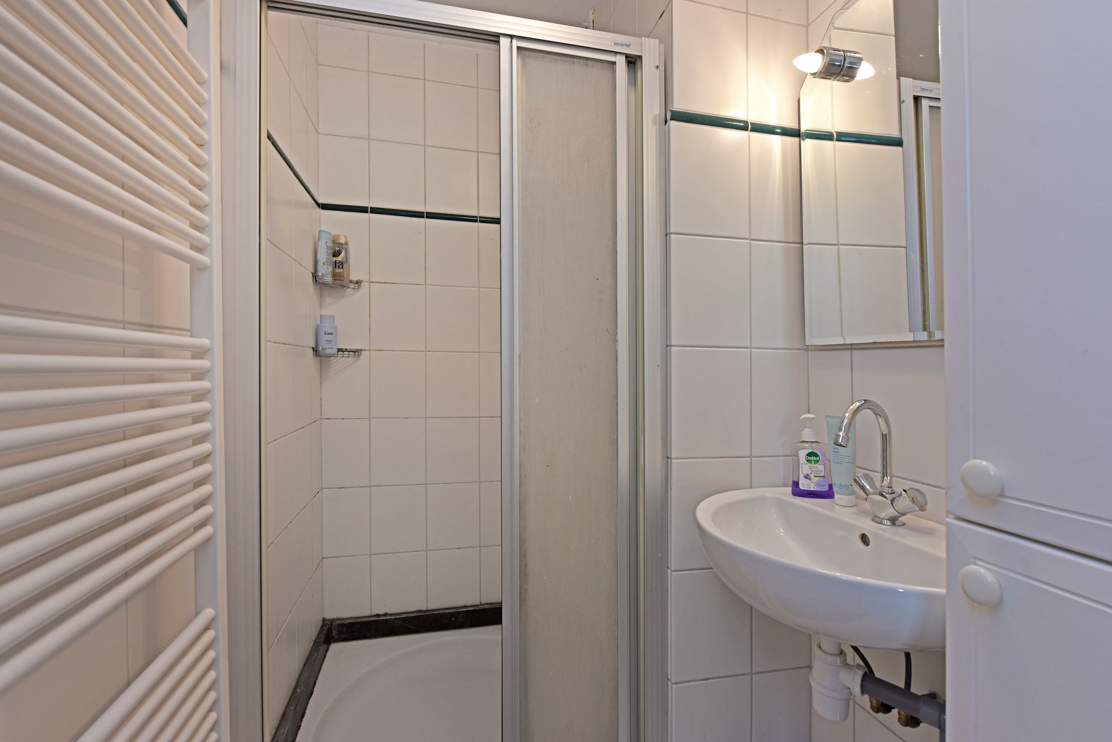 Modern 3-Room Apartment on Top Floor in Green Neerbosch Neighborhood — 15