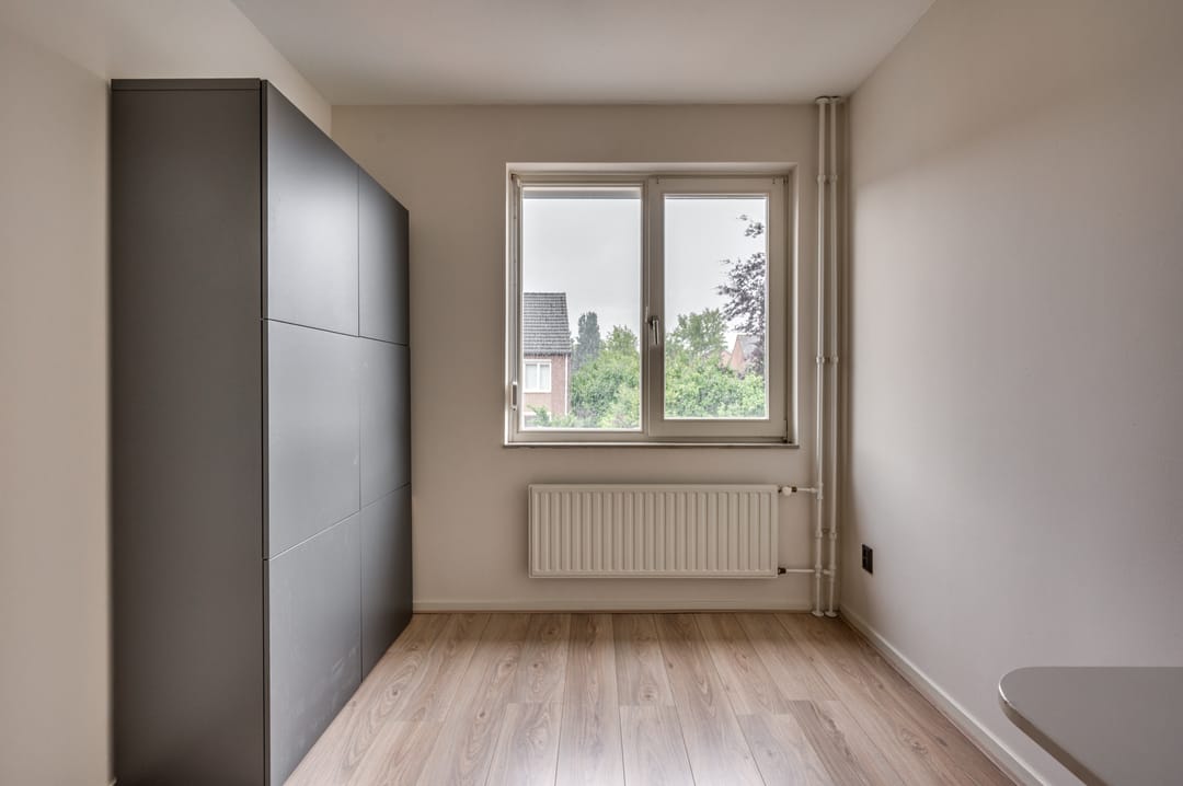 Spacious Family Home with Four Bedrooms in Popular Venlo-East Neighborhood — 26