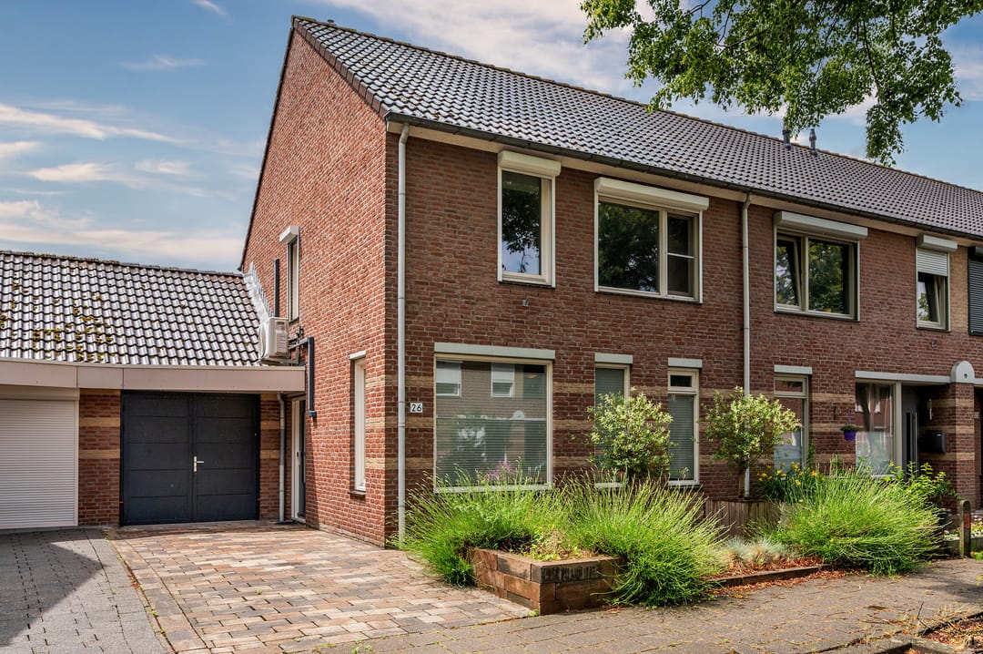 Spacious Family Home with Four Bedrooms in Popular Venlo-East Neighborhood