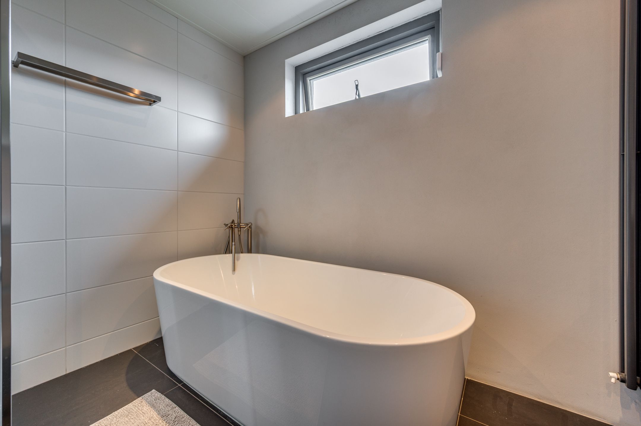Spacious Family Home with Four Bedrooms in Popular Venlo-East Neighborhood — 33