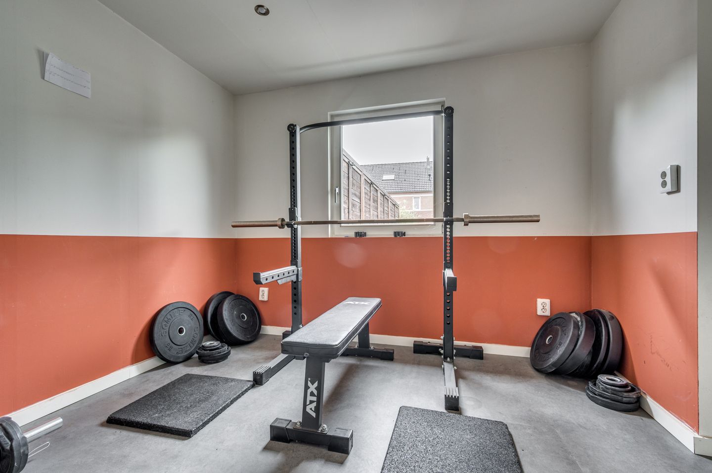 Spacious Family Home with Four Bedrooms in Popular Venlo-East Neighborhood — 20