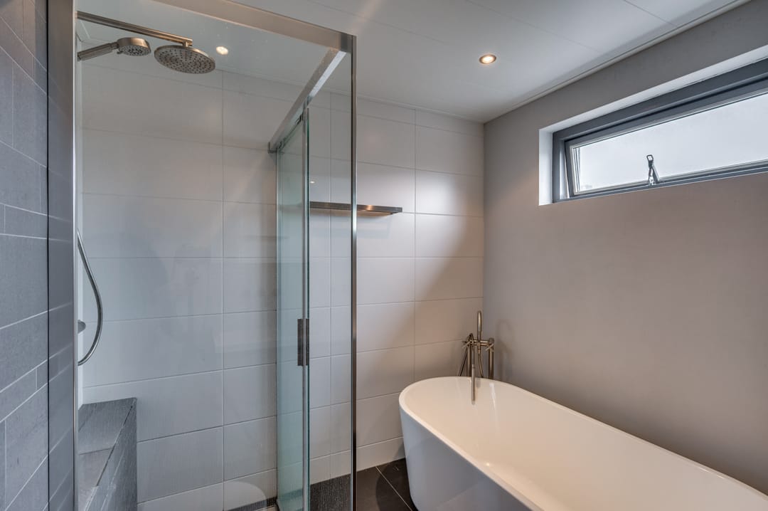 Spacious Family Home with Four Bedrooms in Popular Venlo-East Neighborhood — 31