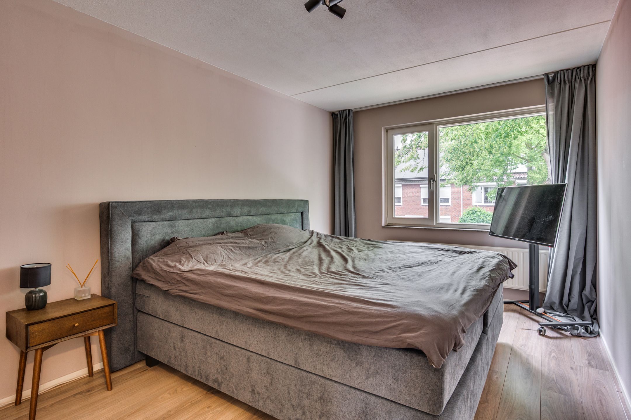 Spacious Family Home with Four Bedrooms in Popular Venlo-East Neighborhood — 24