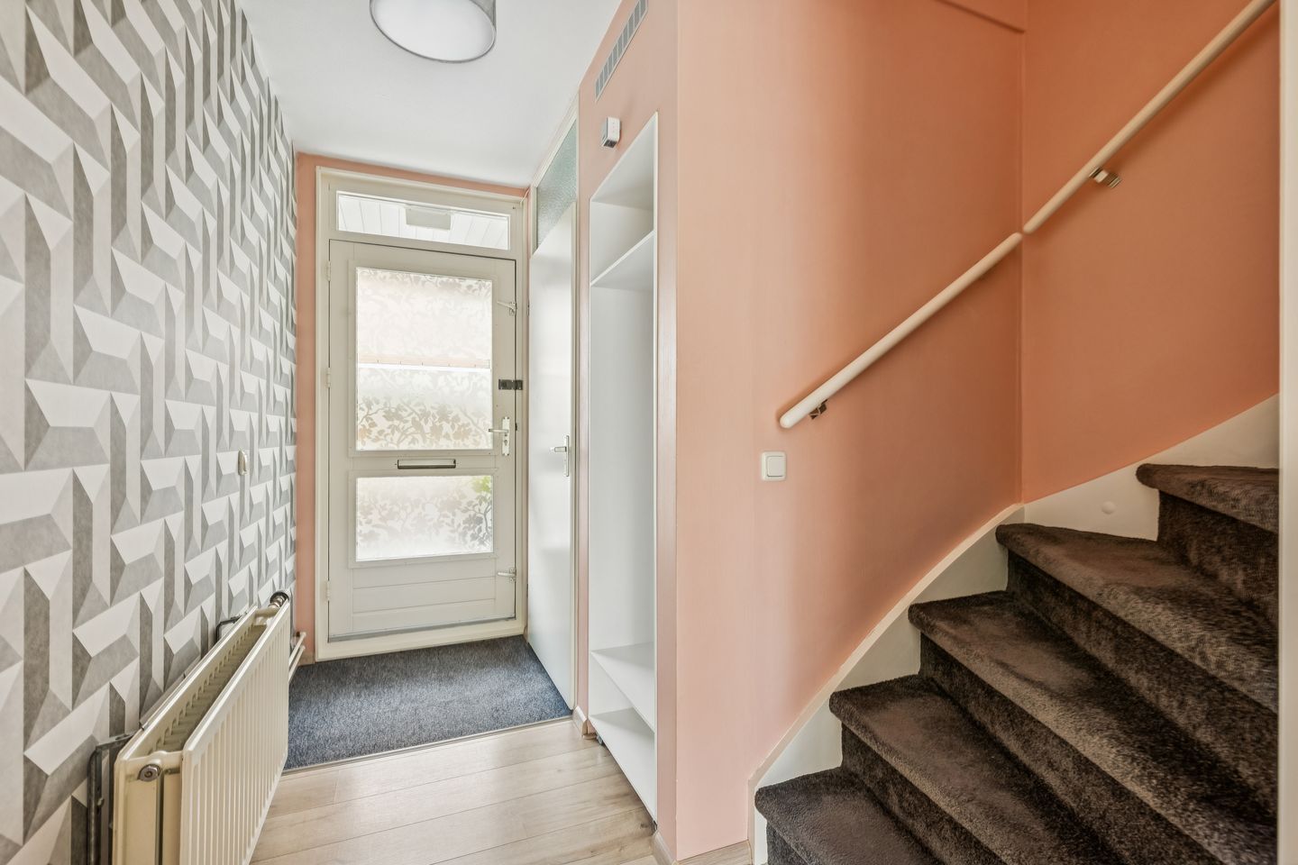 Well-Maintained Corner Home with Spacious Sunny Garden in Almere-Centrum — 14