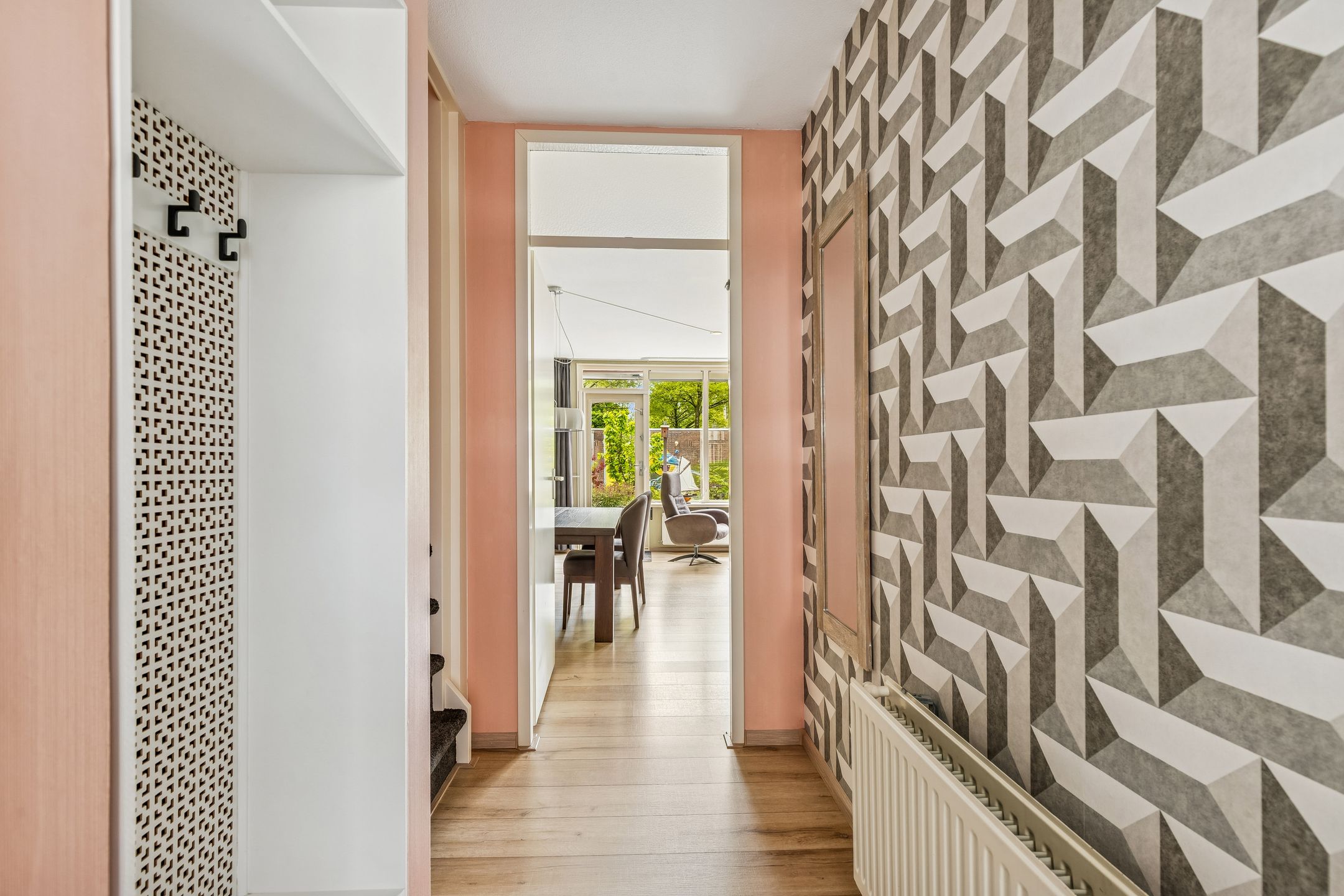 Well-Maintained Corner Home with Spacious Sunny Garden in Almere-Centrum — 12