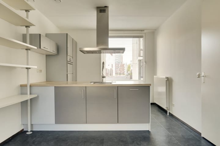 Photo 3 of Van Hoftenstraat 33