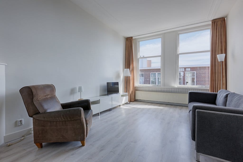 Spacious four bedroom apartment in Bomenbuurt, The Hague — 8