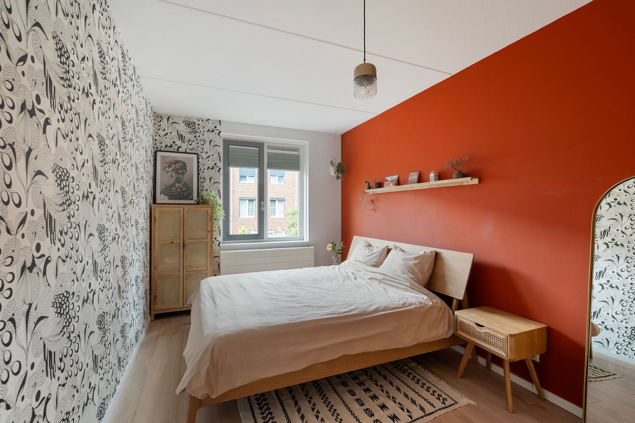 Modern Family Home with Sunny Southwest Garden in Rotterdam Feijenoord — 21