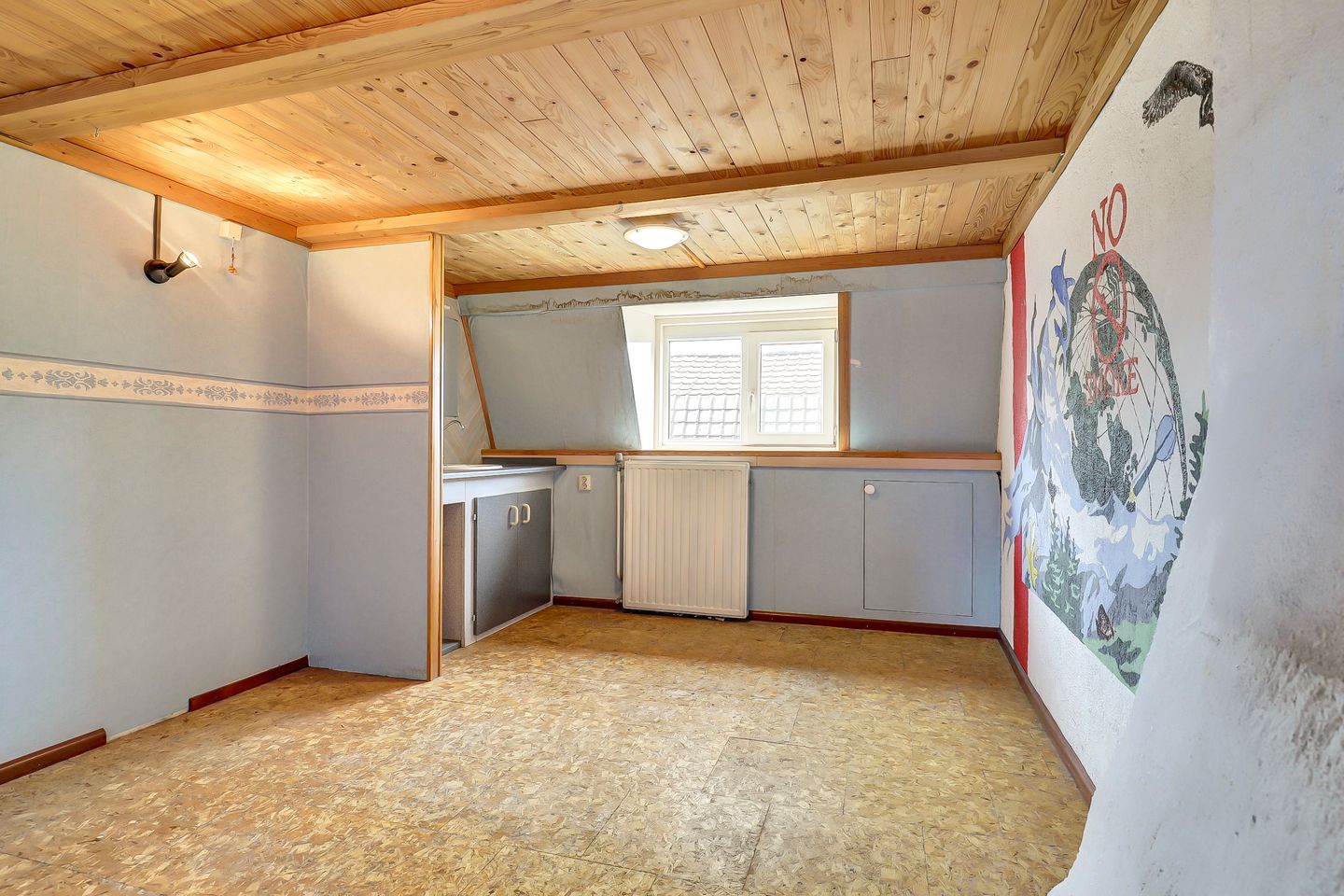 Elegant historic home with spacious garden and garage near Kerkdriel centre — 25