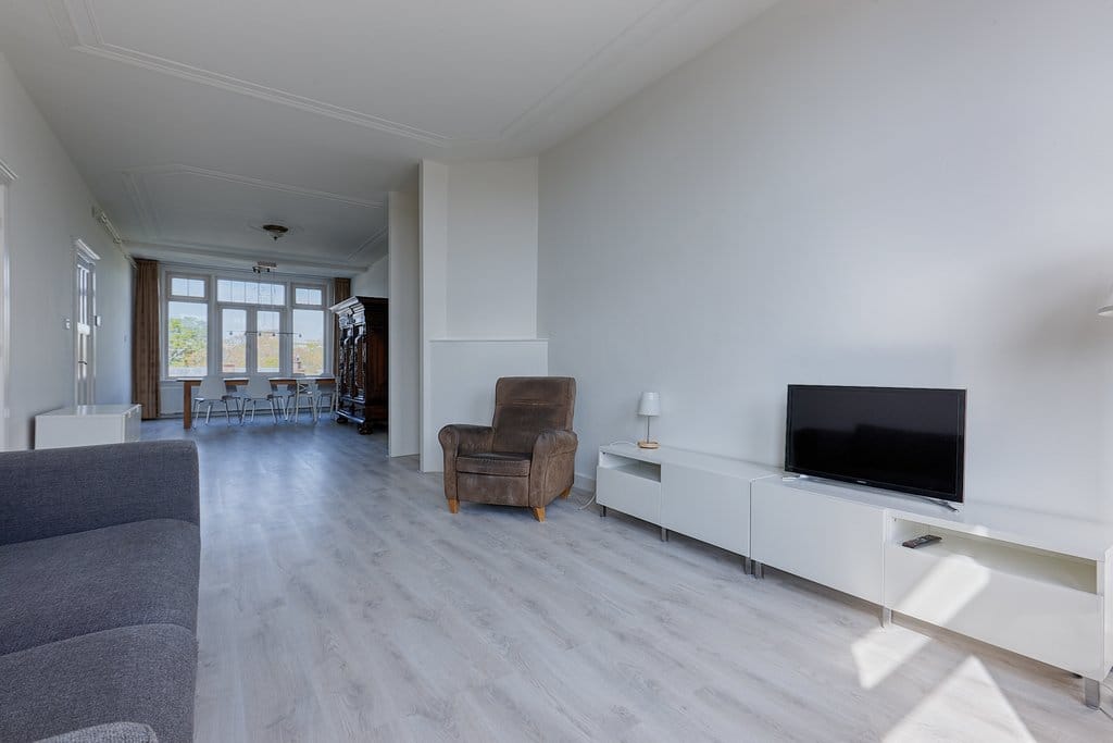 Spacious four bedroom apartment in Bomenbuurt, The Hague — 10