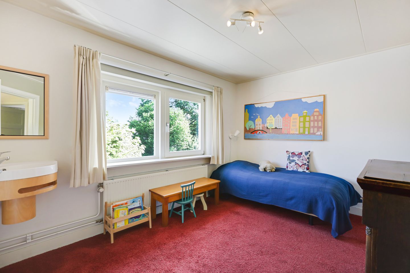 Characterful 1930s Semi-Detached Home with Five Bedrooms, Garden Studio and Spacious Plot Near Doetinchem Forest — 49