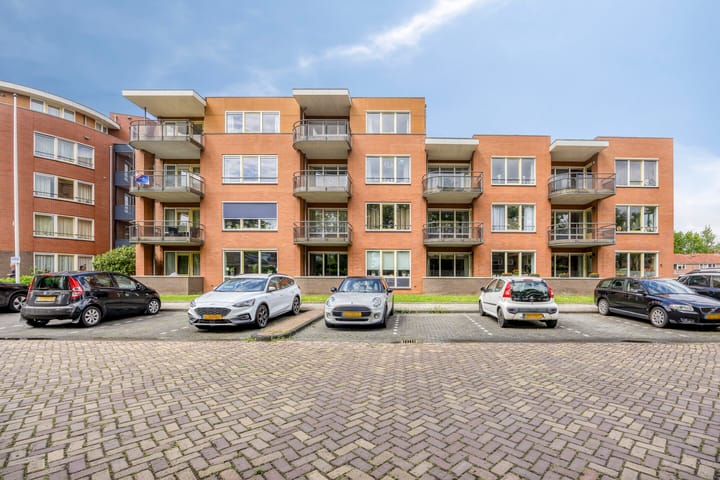 Photo 4 of Noordeinde 1-32