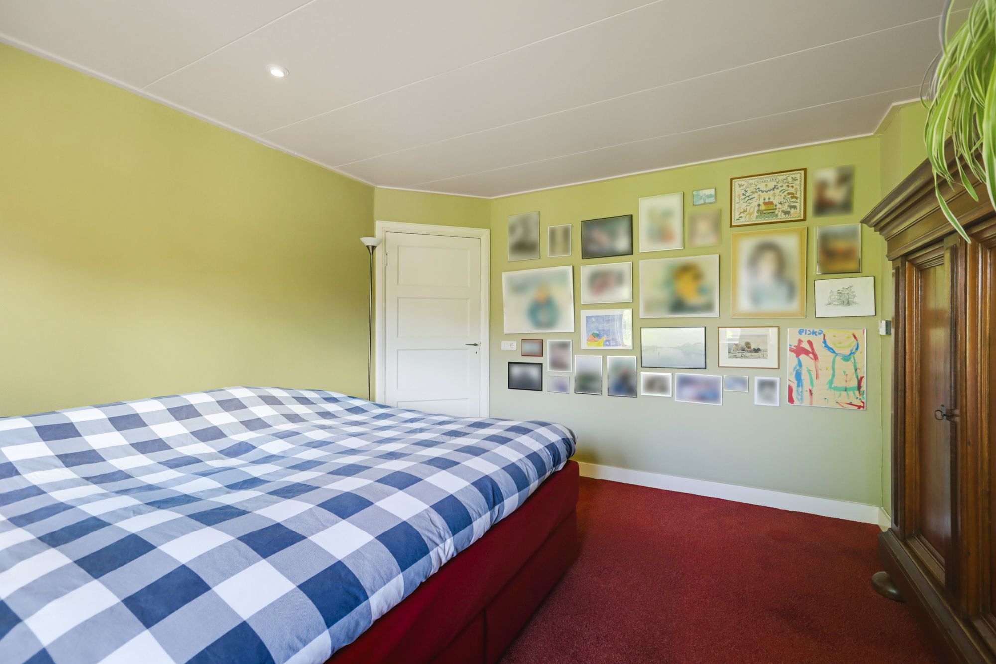 Characterful 1930s Semi-Detached Home with Five Bedrooms, Garden Studio and Spacious Plot Near Doetinchem Forest — 48
