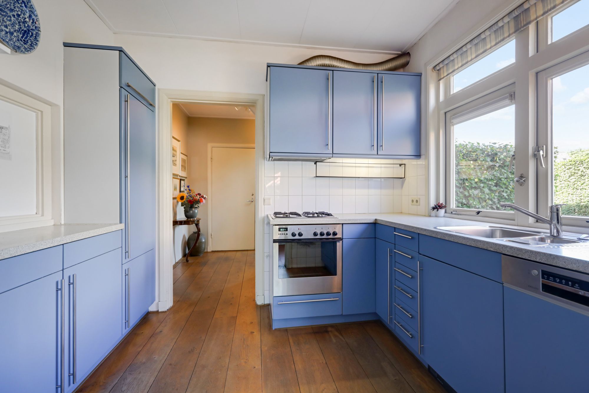 Characterful 1930s Semi-Detached Home with Five Bedrooms, Garden Studio and Spacious Plot Near Doetinchem Forest — 18