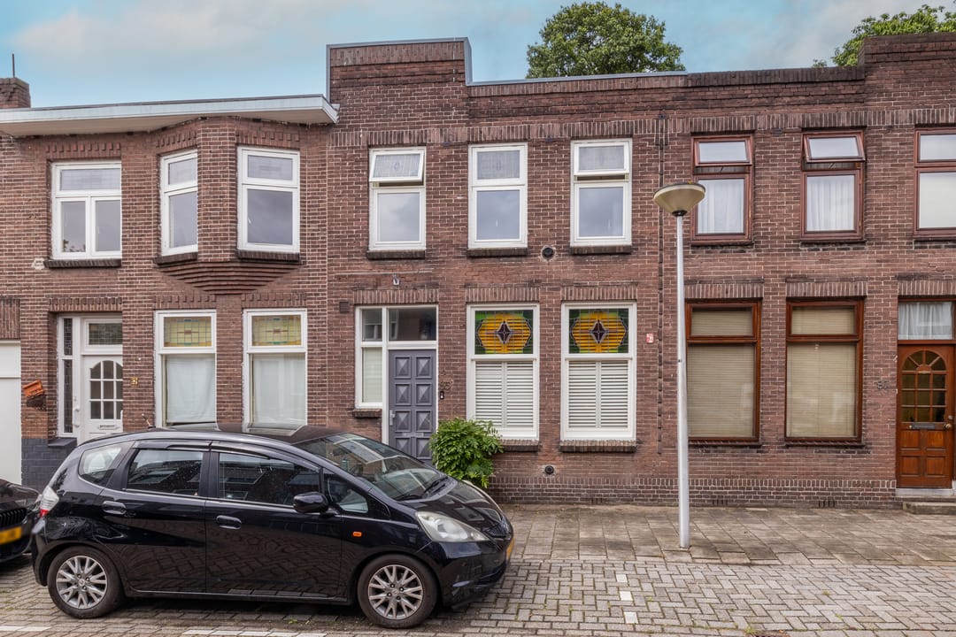 Gut gepflegtes Reihenhaus mit 3 Schlafzimmern und sonnigem Westgarten in der Nähe des Gouda-Zentrums