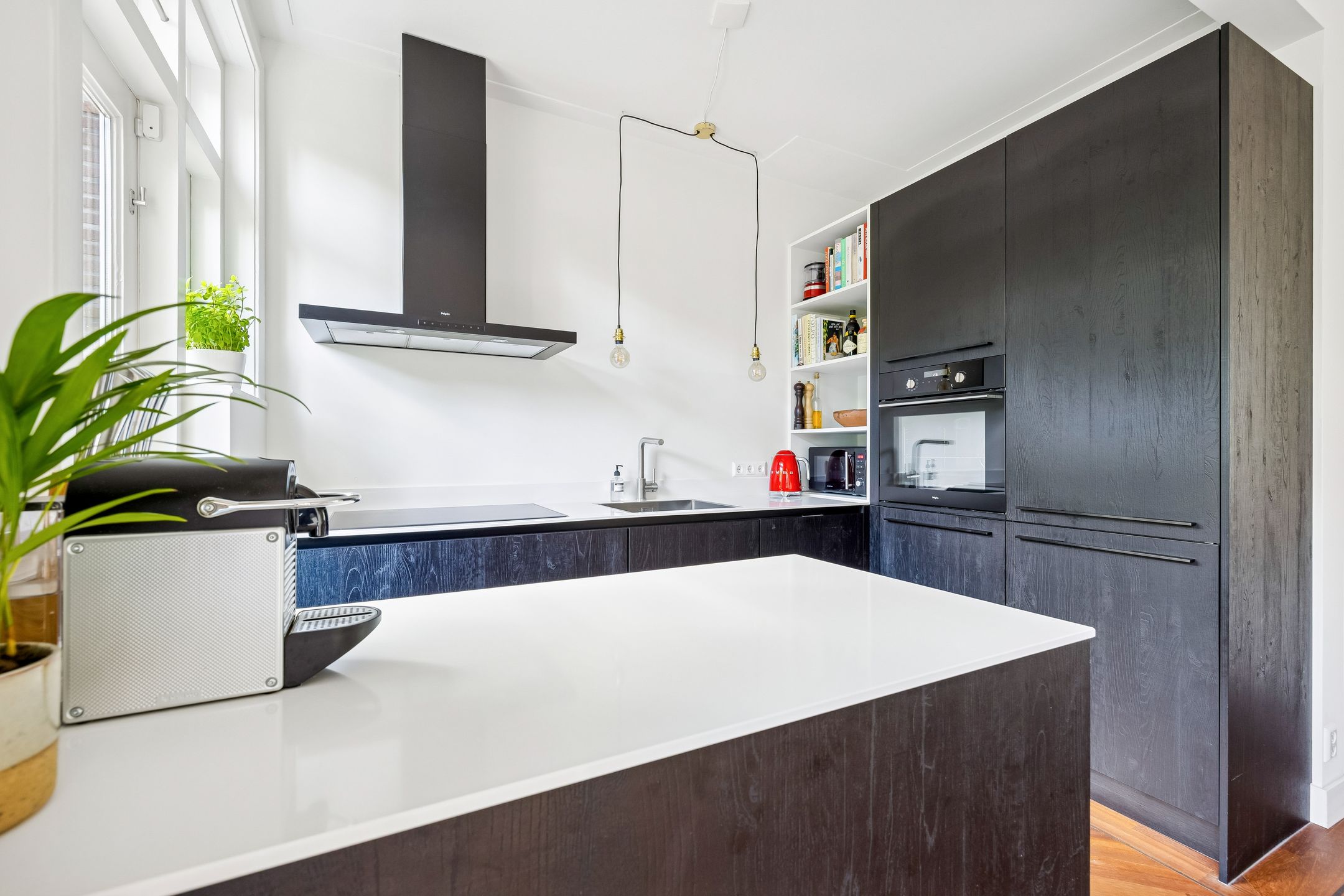 Authentic 1930s End Terraced Home with Five Bedrooms in Popular Tuindorp — 30