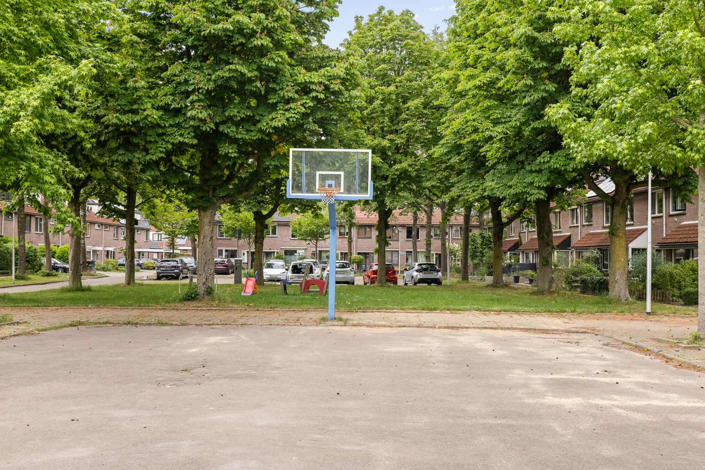 Photo 44 of Sijsjeshaag 4