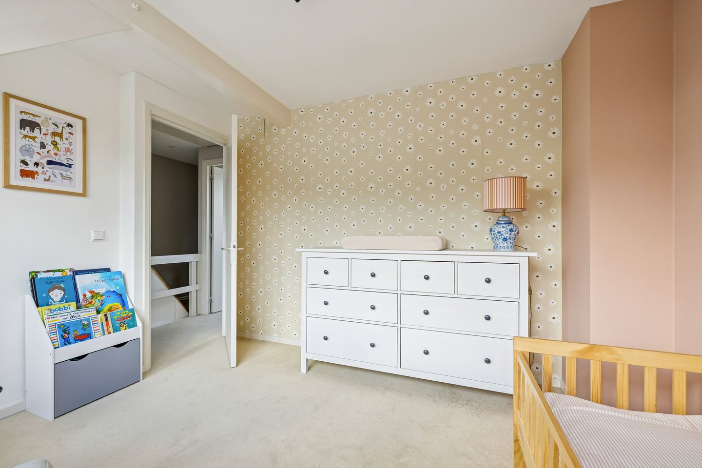 Authentic 1930s End Terraced Home with Five Bedrooms in Popular Tuindorp — 49