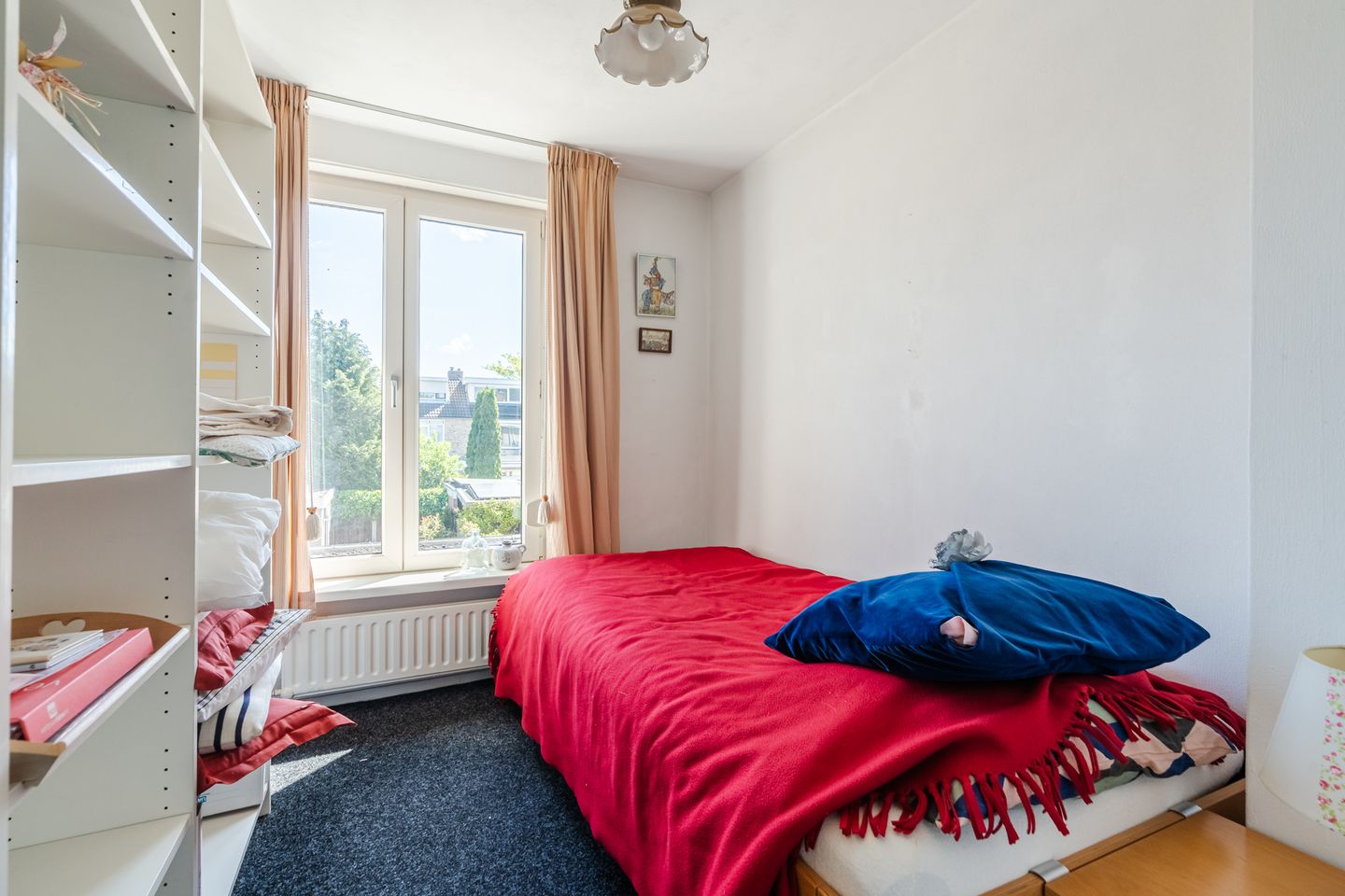 Extended Family Home with Four Bedrooms and Deep Garden in Child-Friendly Akert District — 25