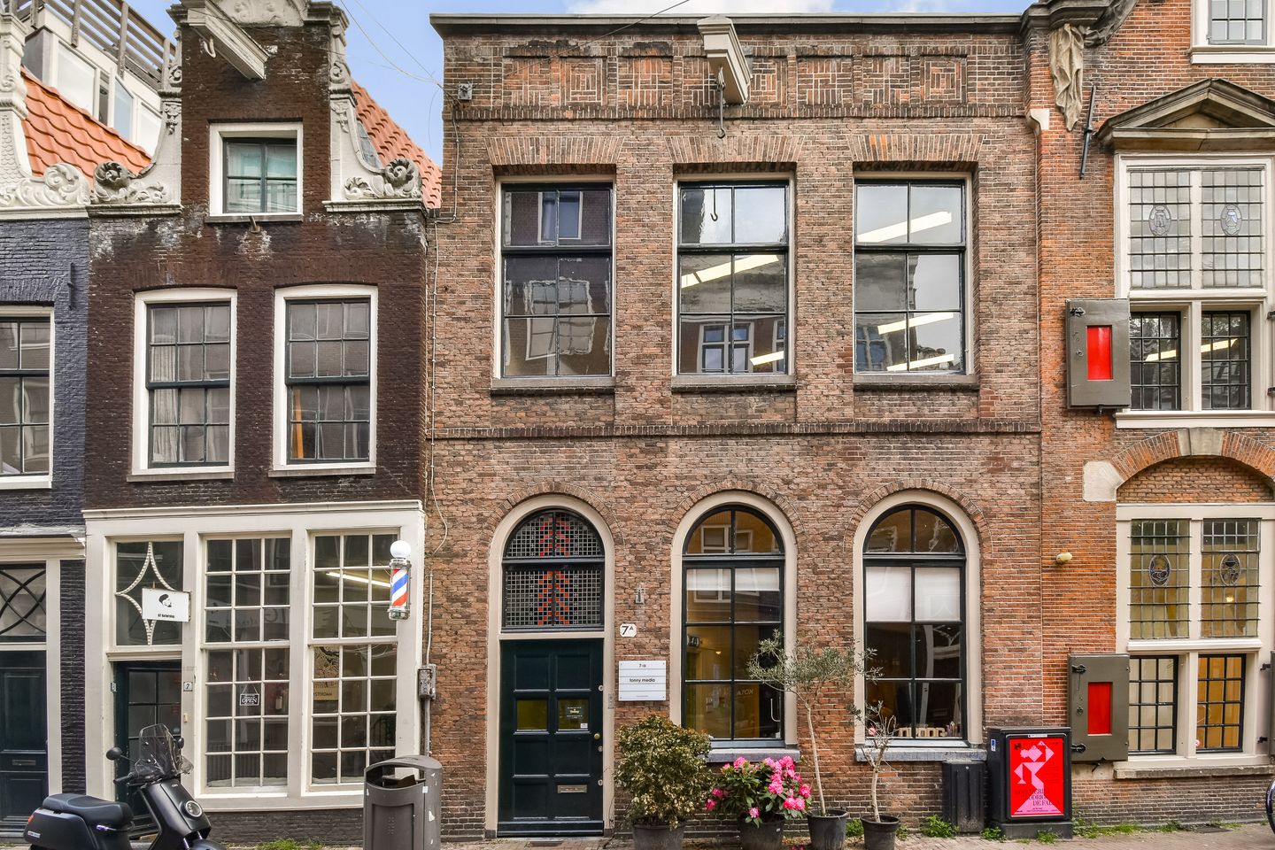 Bekijk foto 2 van Staalstraat 7-A