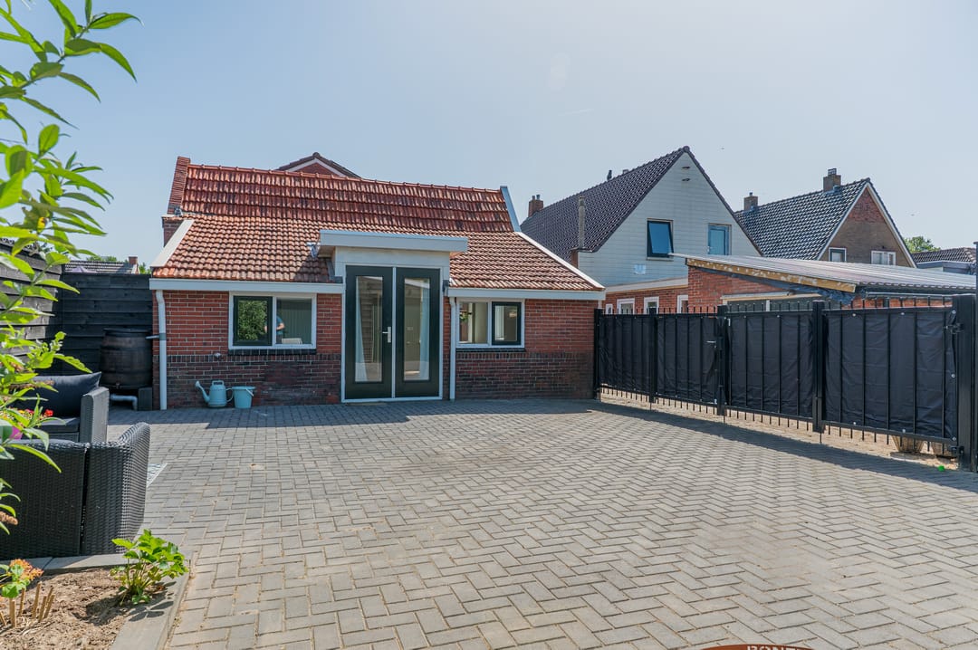 Photo 52 of Dorpsstraat 63