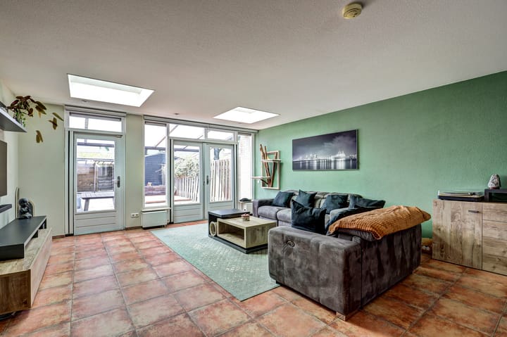 Tussenwoning te koop: Frederik van Eedenstraat 4, Papendrecht