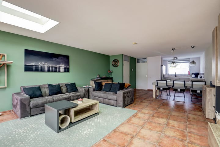 Tussenwoning te koop: Frederik van Eedenstraat 4, Papendrecht