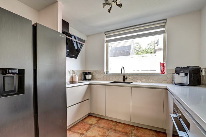 Tussenwoning te koop: Frederik van Eedenstraat 4, Papendrecht
