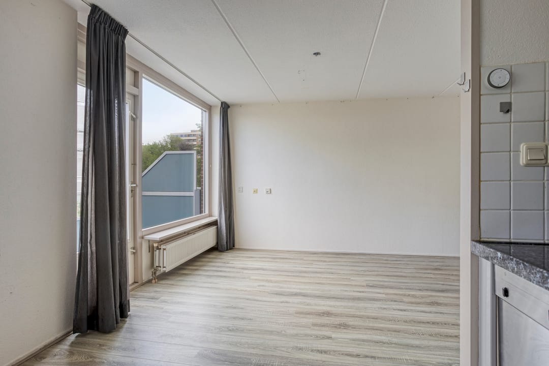 Bright Apartment in the Heart of Castricum with Balcony — 8