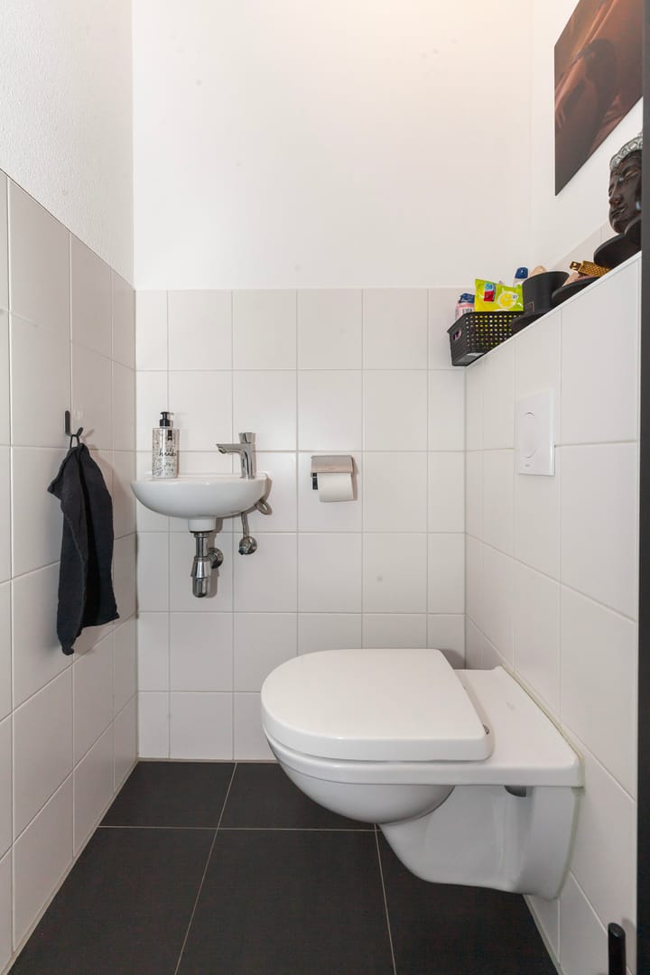 Hoekwoning te koop: Torenvalklaan 4, Vlaardingen