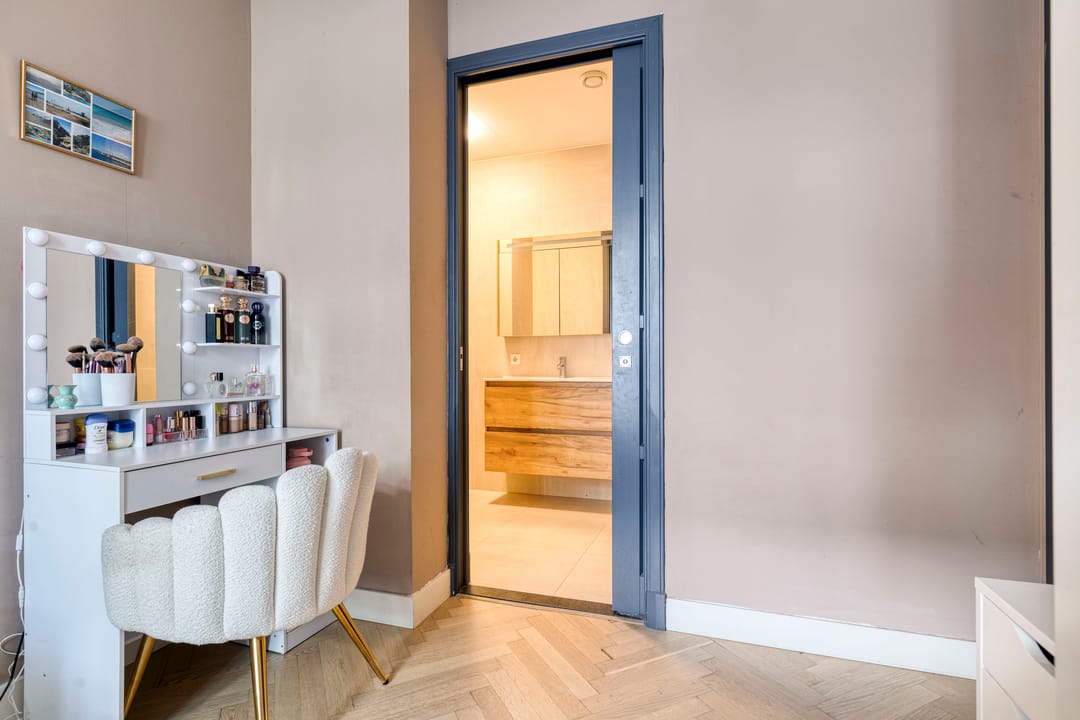 Modern Freehold Apartment with Underfloor Heating in Amsterdam Centre — 17