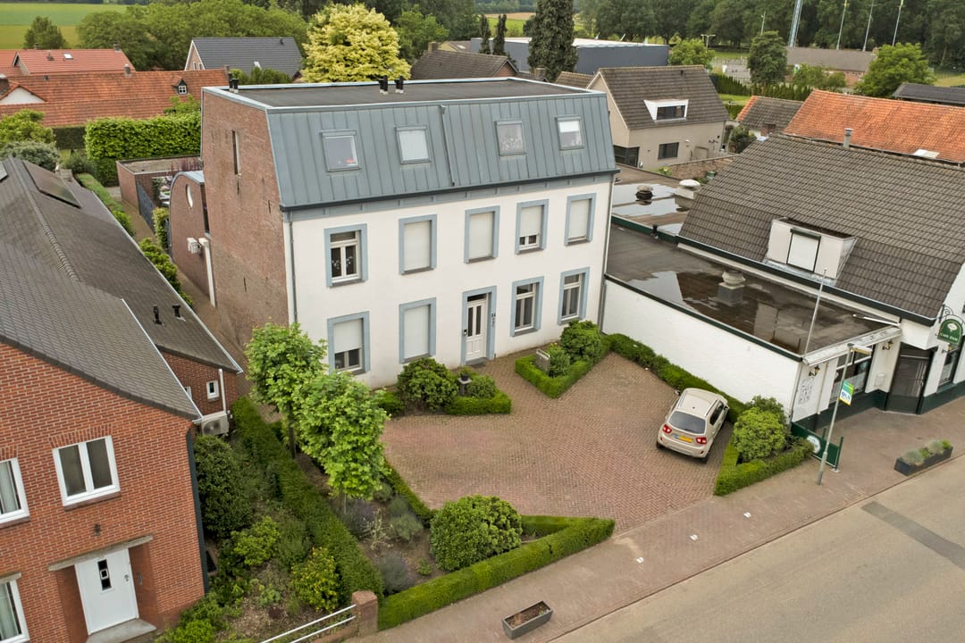 Photo 41 of Dorpsstraat 84