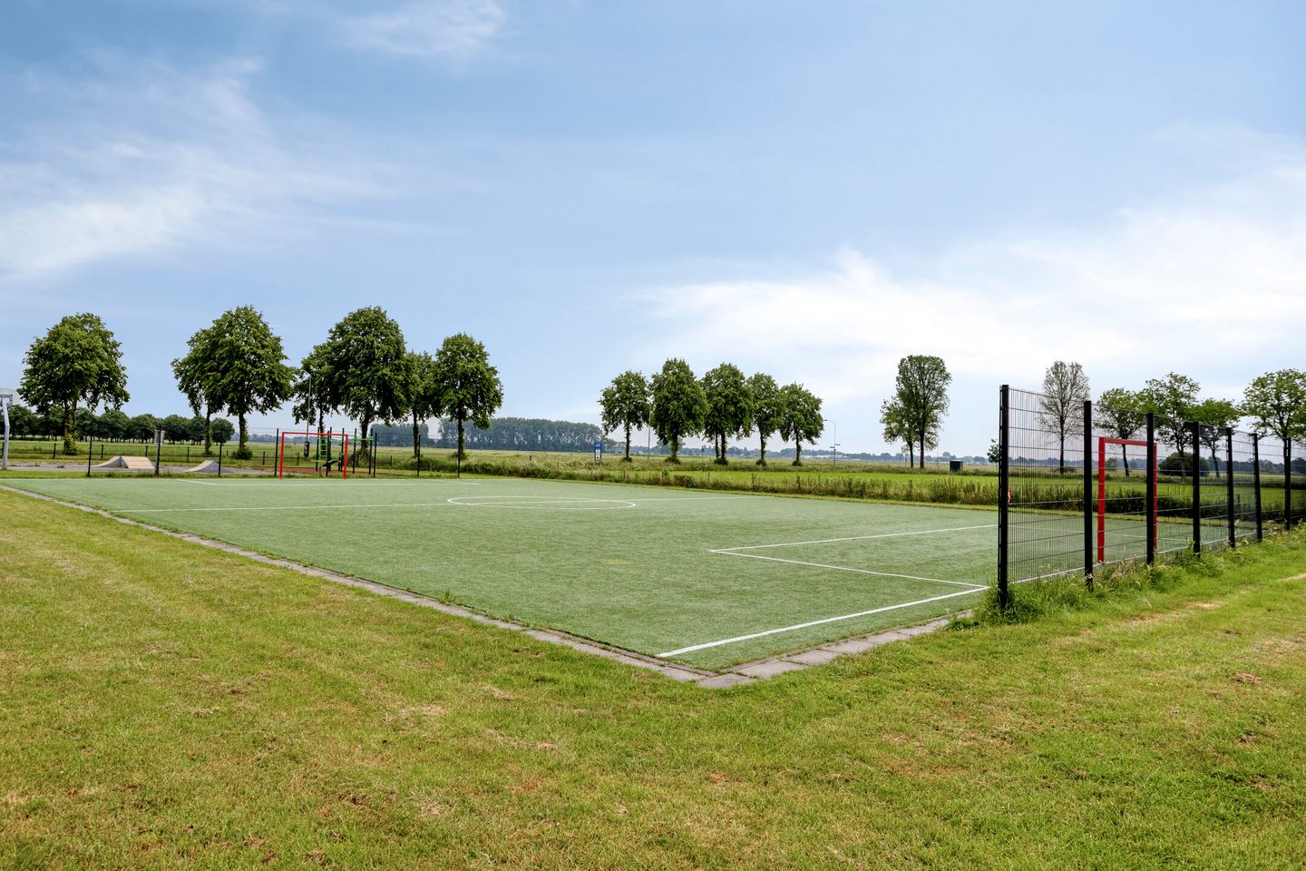 Foto 40 van Den Heymit 12