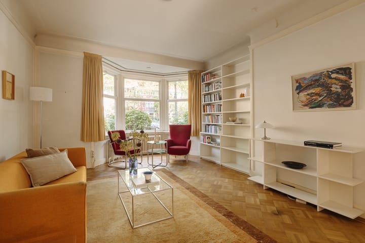Photo 2 of Gerrit van der Veenstraat 21