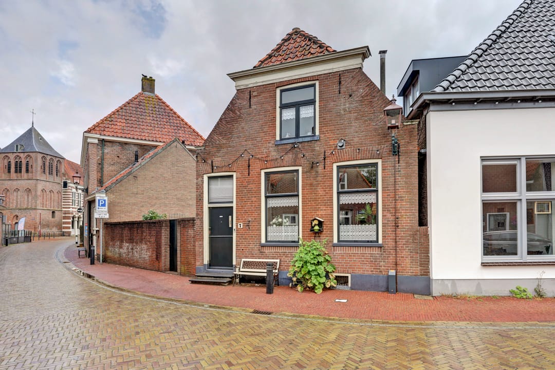 Foto 1 van Kerkstraat 7