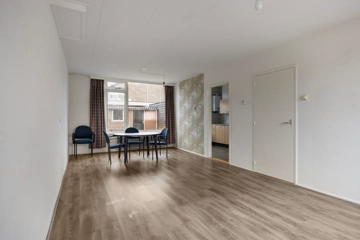 Tussenwoning te koop: Hagelkruis 44, Bergeijk