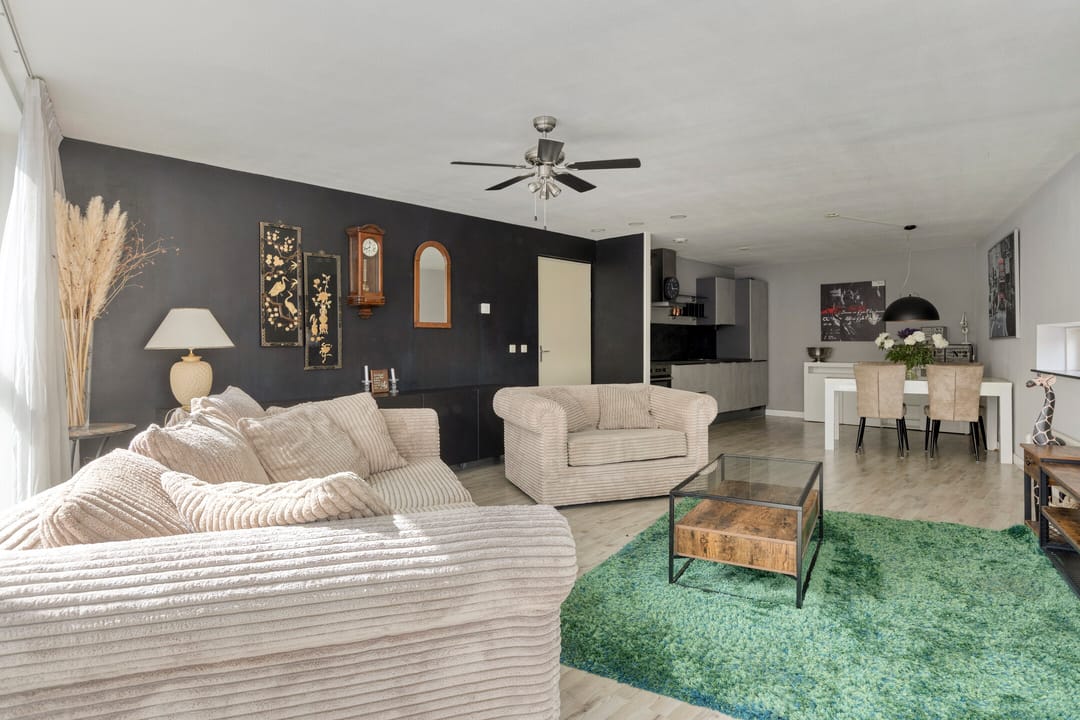 Stylish 3-Room Apartment with City Views in Rotterdam Centre — 7