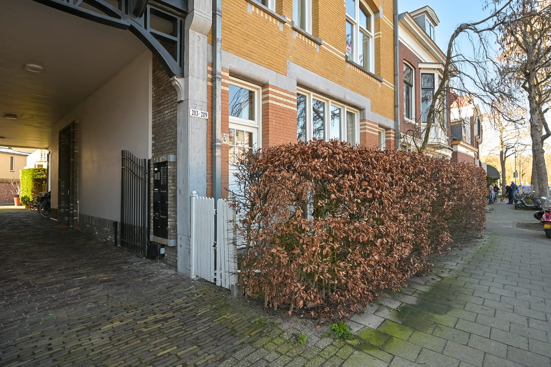 Photo 31 of Badhuisweg 203-A