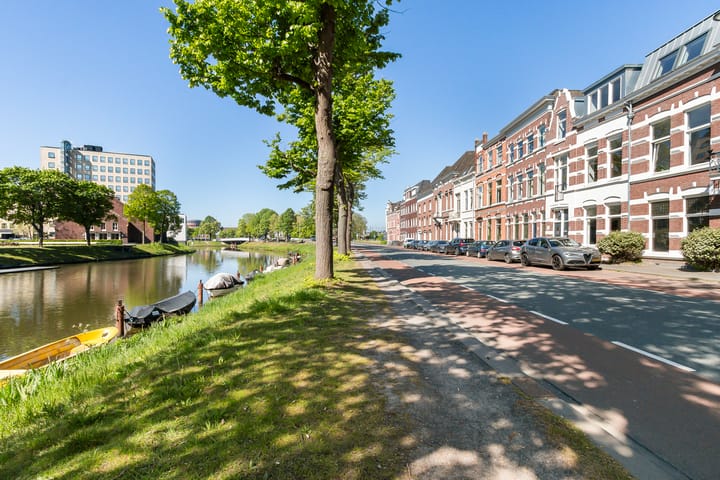 Appartement te koop: Academiesingel 42A2, Breda