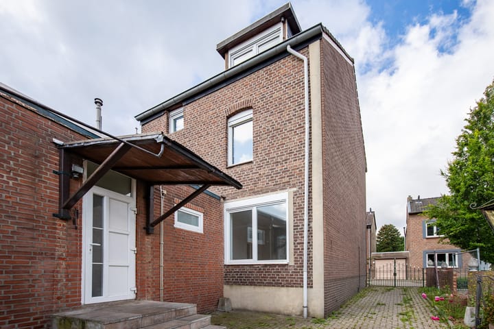 Photo 2 of Vinkerstraat 32