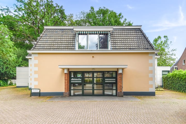 Eemnesserweg 11, Laren (NH)