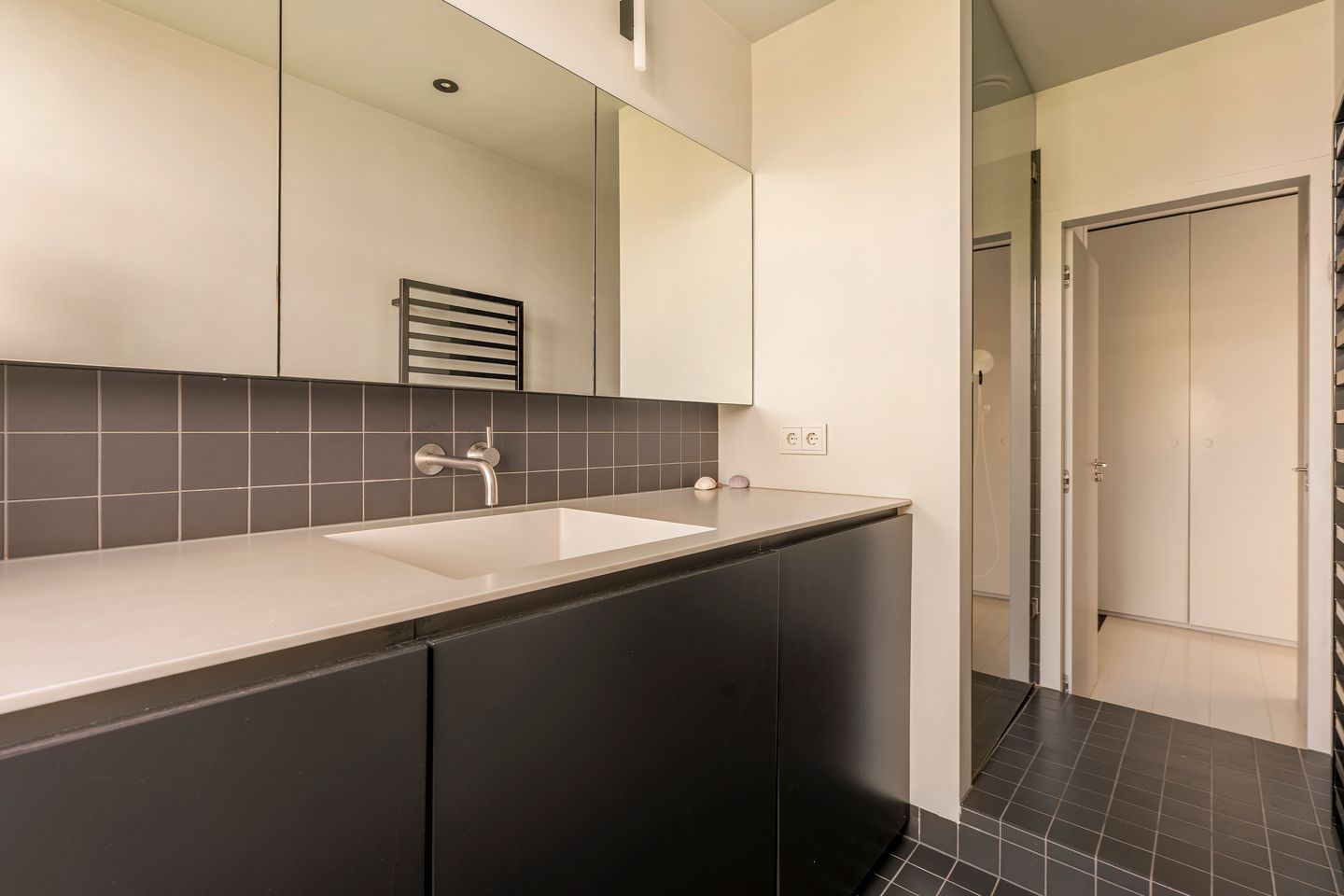 Bright Renovated 2 Bedroom Apartment with Balcony — 19