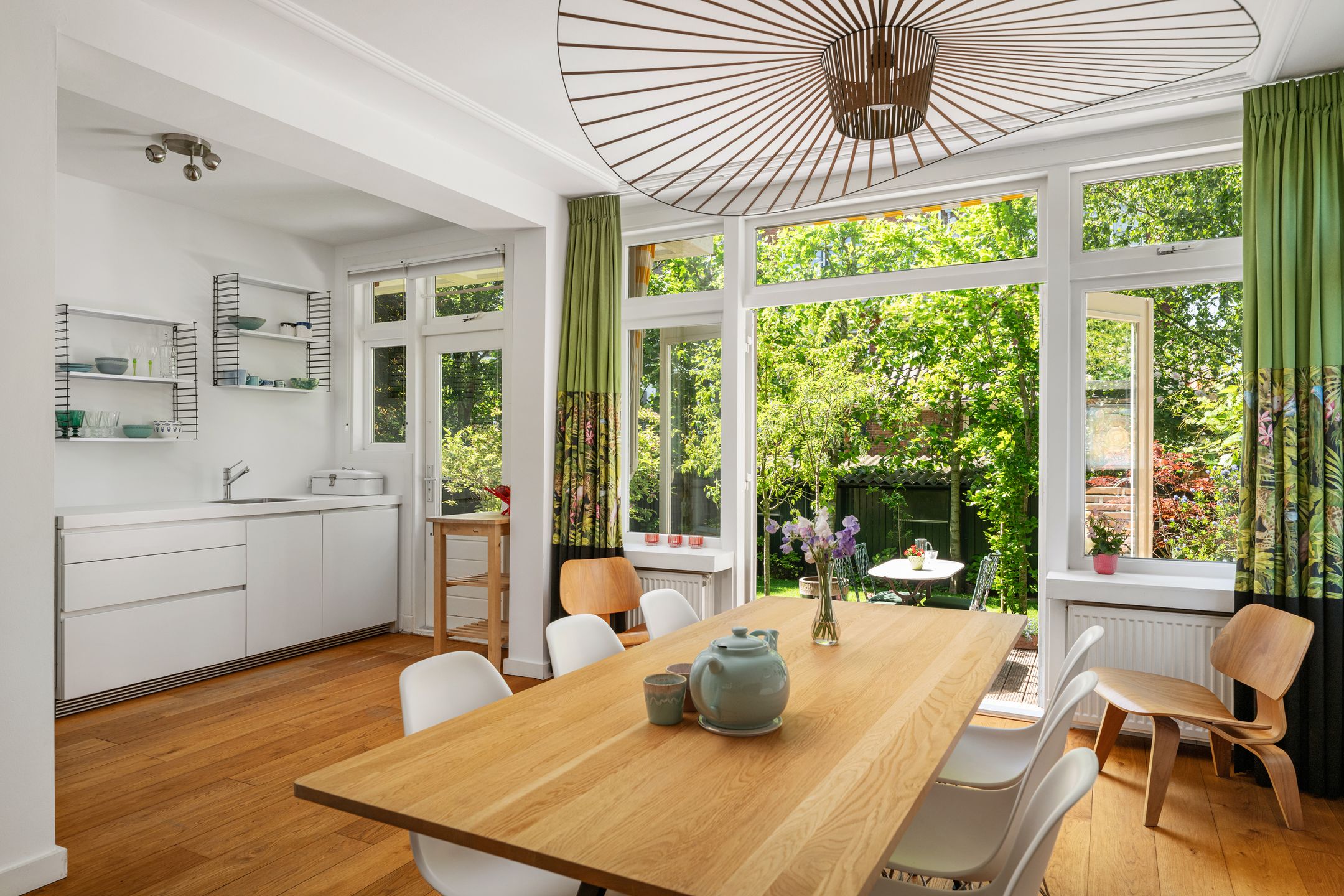 Unique Corner Ground-Floor Apartment with Exceptional Large Garden in Kralingen — 12