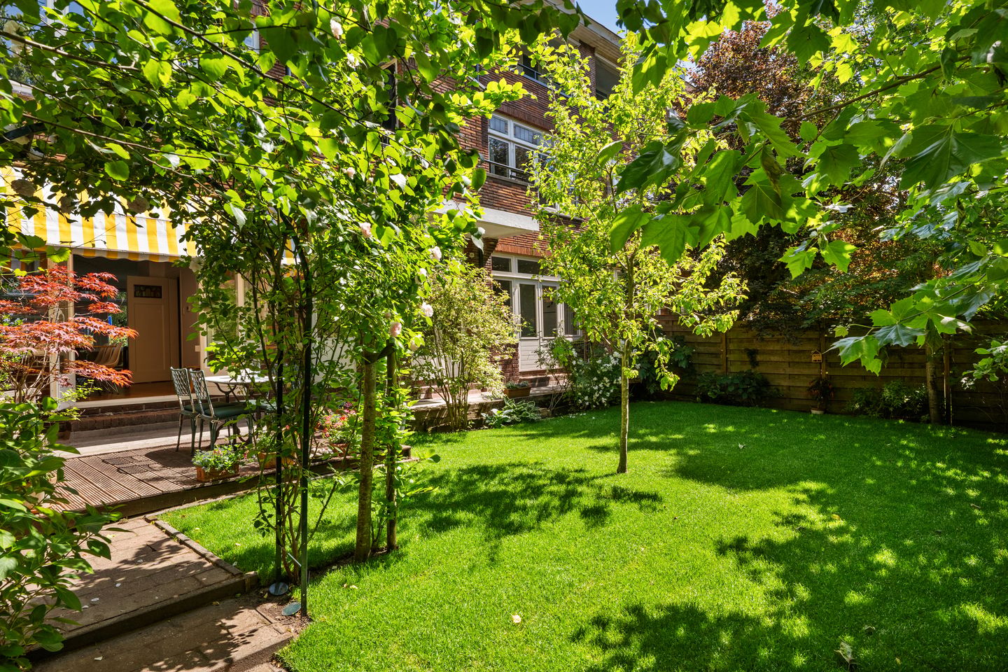 Unique Corner Ground-Floor Apartment with Exceptional Large Garden in Kralingen — 34