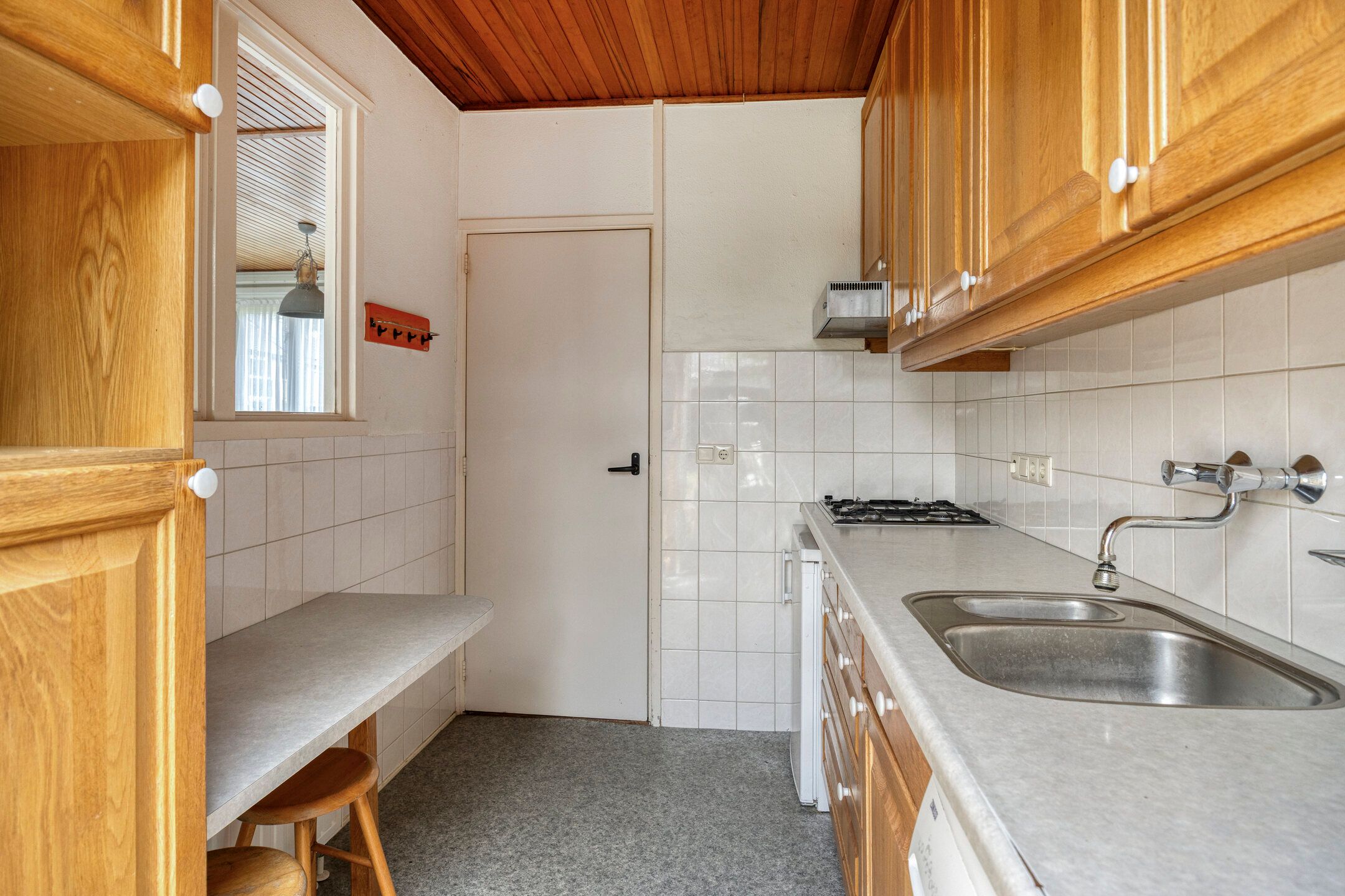 Photo 12 of Rendierstraat 35