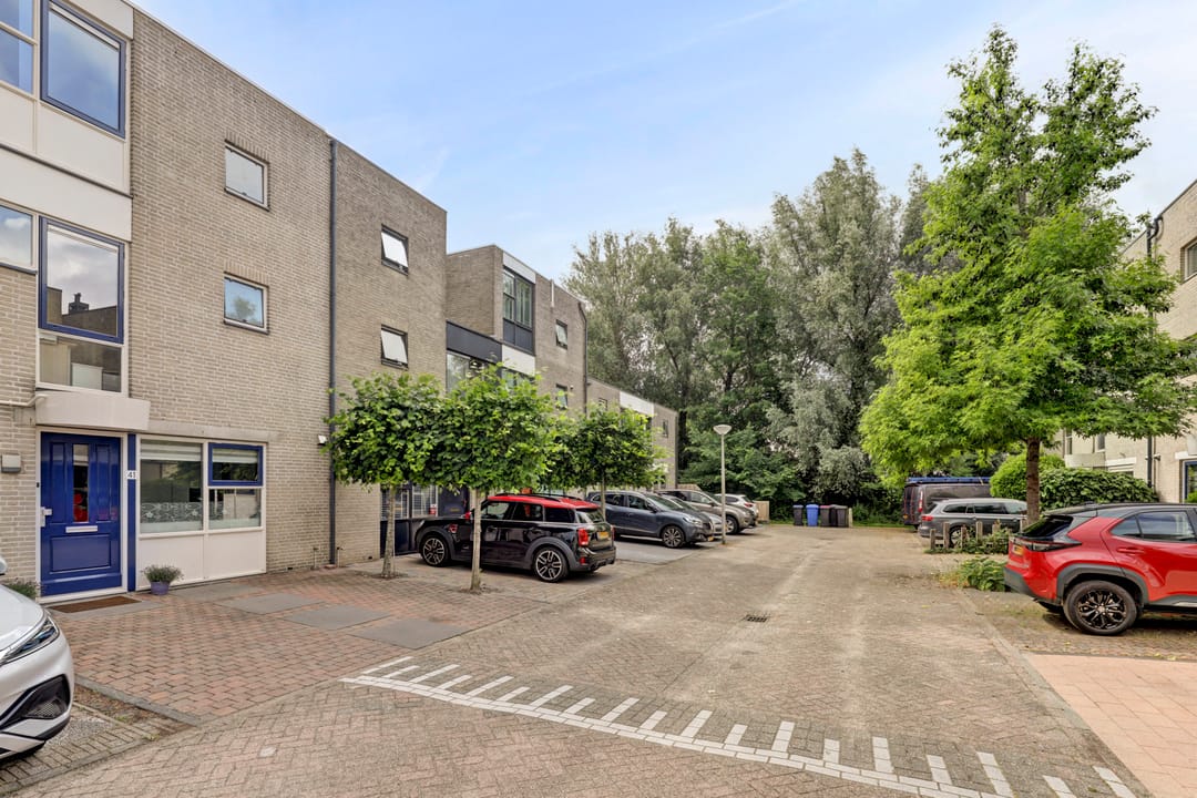 Photo 8 of Karibastraat 41