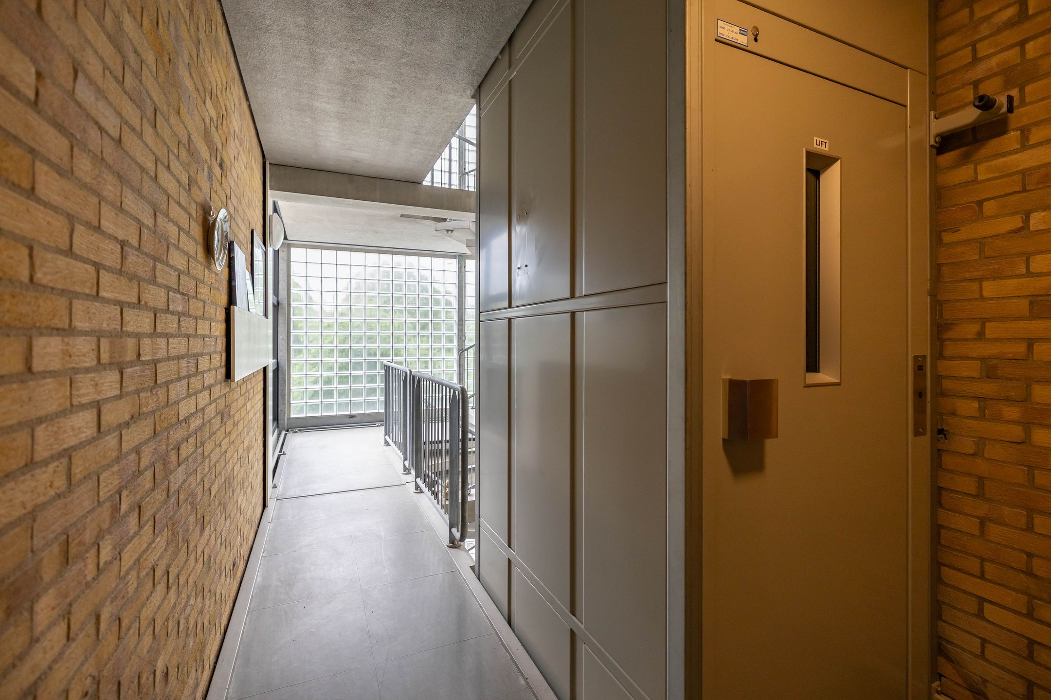 Photo 36 of Van Lenneplaan 303