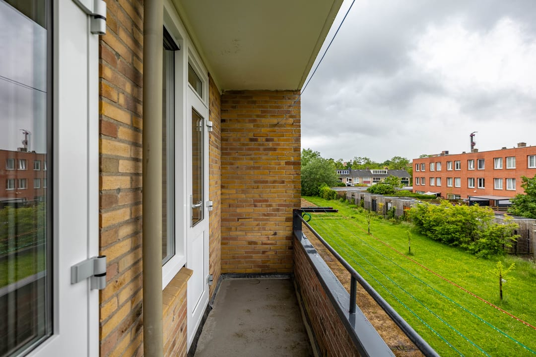Photo 32 of Van Lenneplaan 303